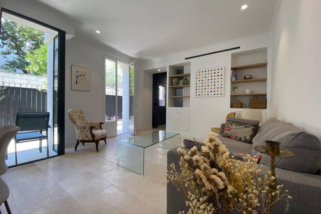 C081-magnifique Maison - Vallergues Ferienhaus *